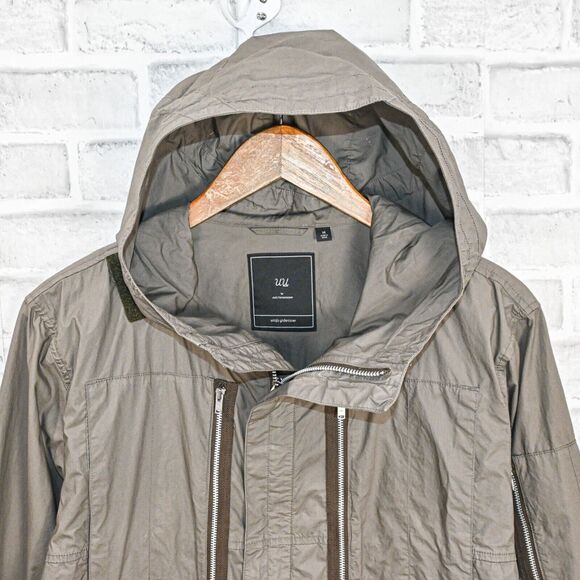 Jun Takahashi Uniqlo x Undercover Lightweight Hooded Jacket grey size Medium - Picture 8 of 9